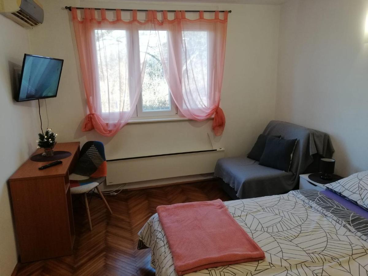 Apartman Gobac カルロヴァッツ エクステリア 写真